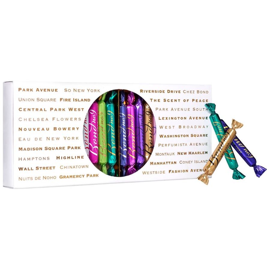 Bond No.9 To Go Super Luxe Fragrance Gift Set 18 x 1.7ml